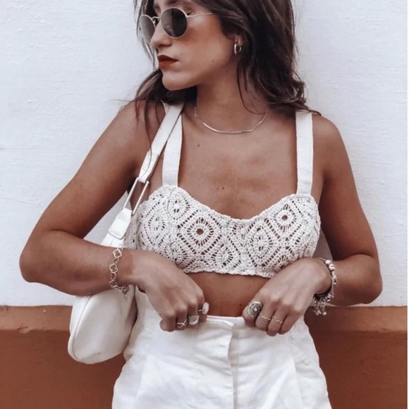 Cream crop top zara Clearance
